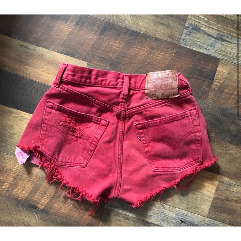Vintage LEVI 501 Red cut off shorts